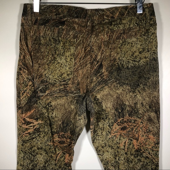 Mossy Oak Break Up Infinity Jeans Size 10 Pants - Picture 6 of 7